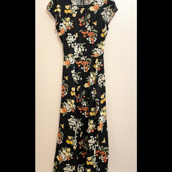 Reformation Gavin dress  authentic - Picture 6 of 8